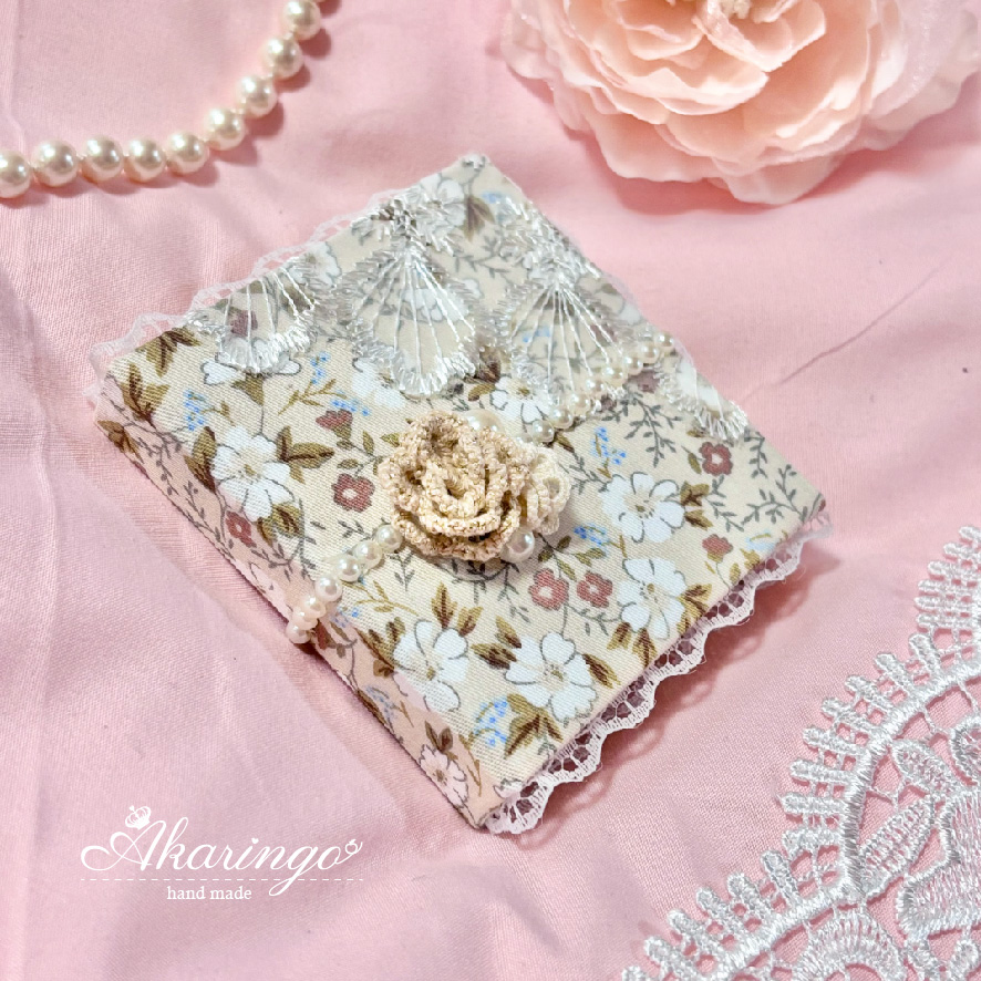 付箋ケース タティングレースの薔薇 花柄ベージュ メモ帳